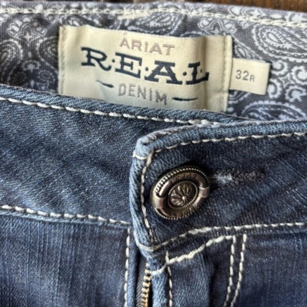 Ariat REAL jeans size 31x34